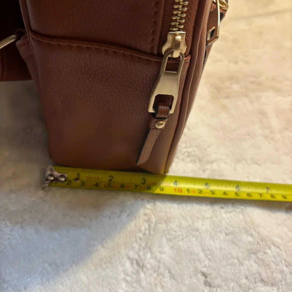 NWT Time and Tru Backpack Tan Gold Chain Accent w/Coin Purse Vegan Leather Ruby